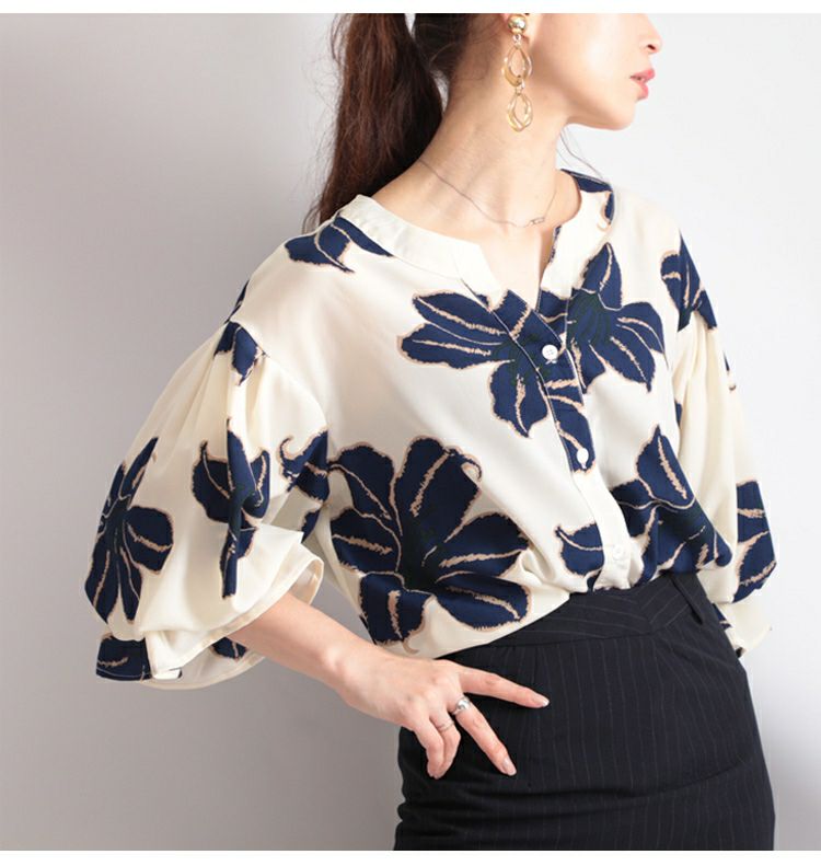 大きいサイズ レディース 百合の花ぽわん袖ブラウス　gold786【メール便可】