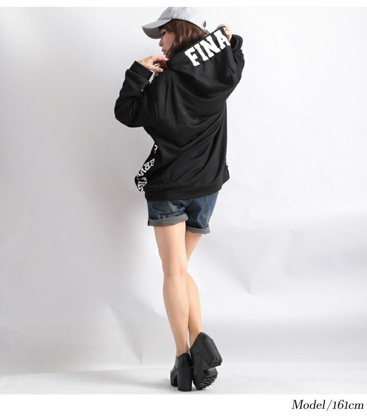 大きいサイズ レディース ロゴプリント入りプルオーバーパーカー　bai-0006
