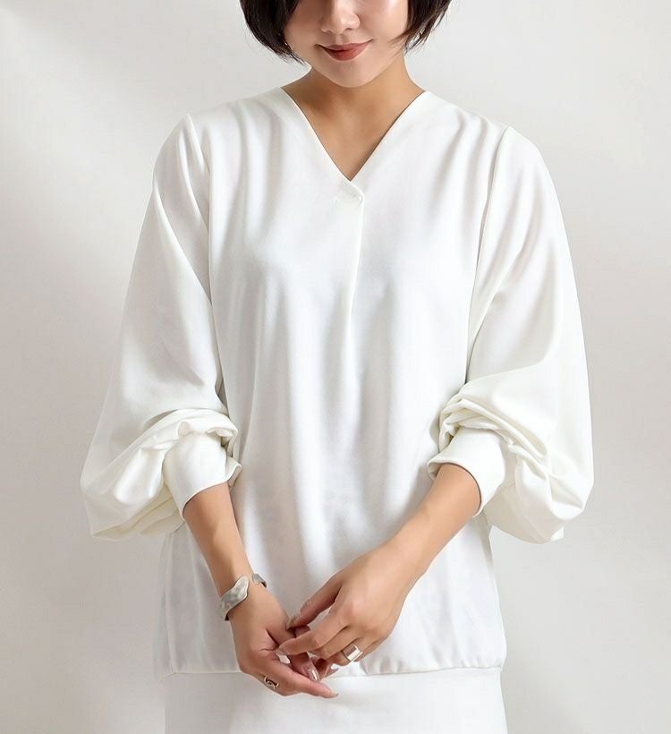 大きいサイズ レディース ボリューム袖Vネックカットソー　mncut-112447