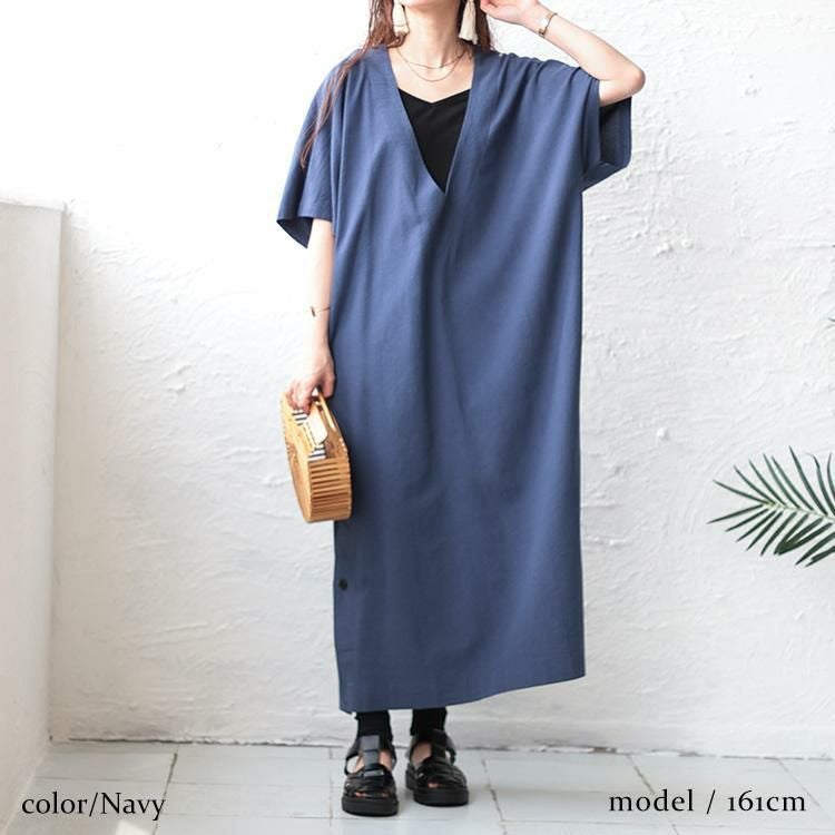 大きいサイズ レディース 深Vネックスリット入りナチュラルワンピース　maru-6673 ネイビー