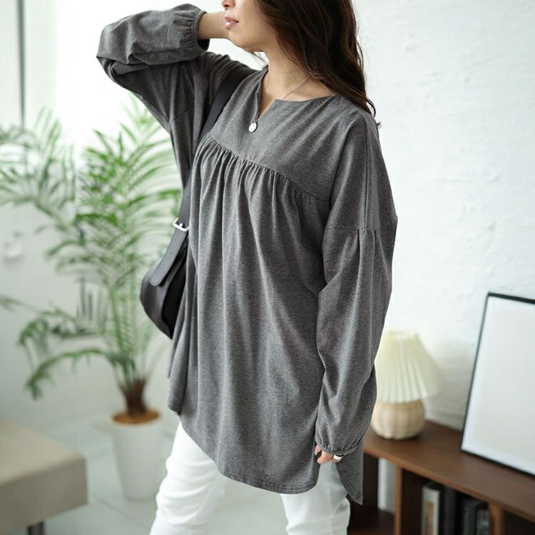 大きいサイズ レディース 切替えギャザープルオーバー　bai-0145