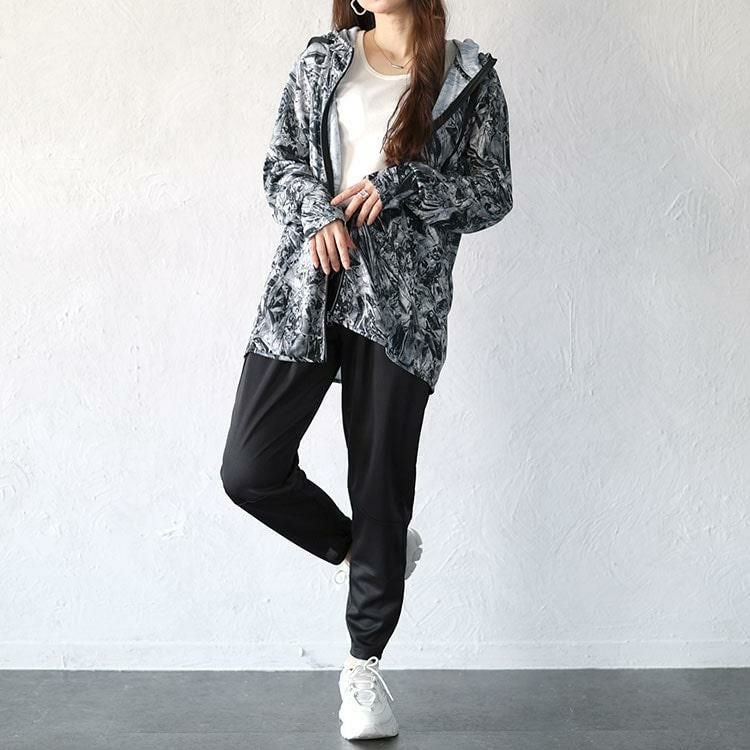 大きいサイズ レディース スモーク柄吸汗速乾ドライ指穴ジップパーカー＆テーパードパンツ2点セット　big-0002 ブラック