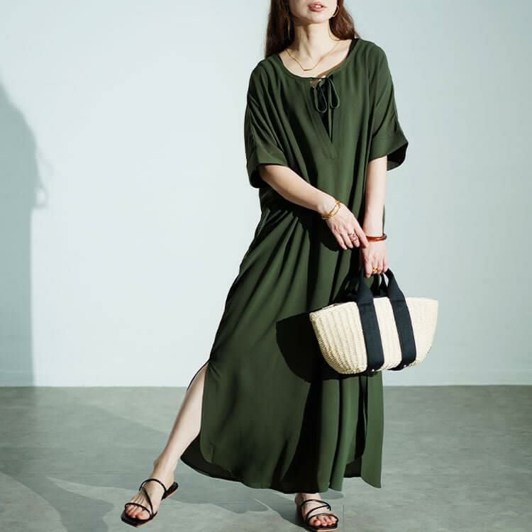 大きいサイズ レディース フロントリボンサイドスリットマキシワンピース　maru-30027 カーキ