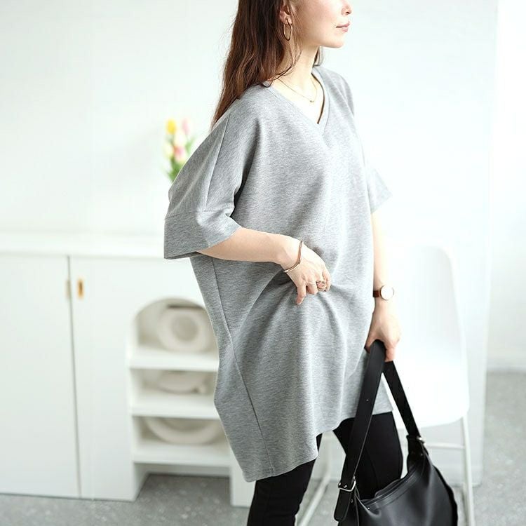 大きいサイズ レディース ストレッチスムースVネックドルマンチュニック　maru-30032