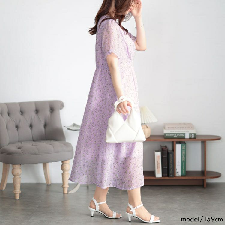 大きいサイズ レディース Vネック小花柄ワンピース　goldy-1502