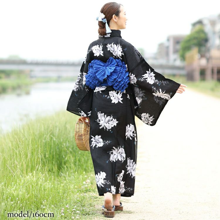 大きいサイズ レディース 【シアー浴衣】浴衣4点セット 百合ブーケ柄 上下セパレート浴衣＆結び帯＆インナー（4点）　yukata-s14s