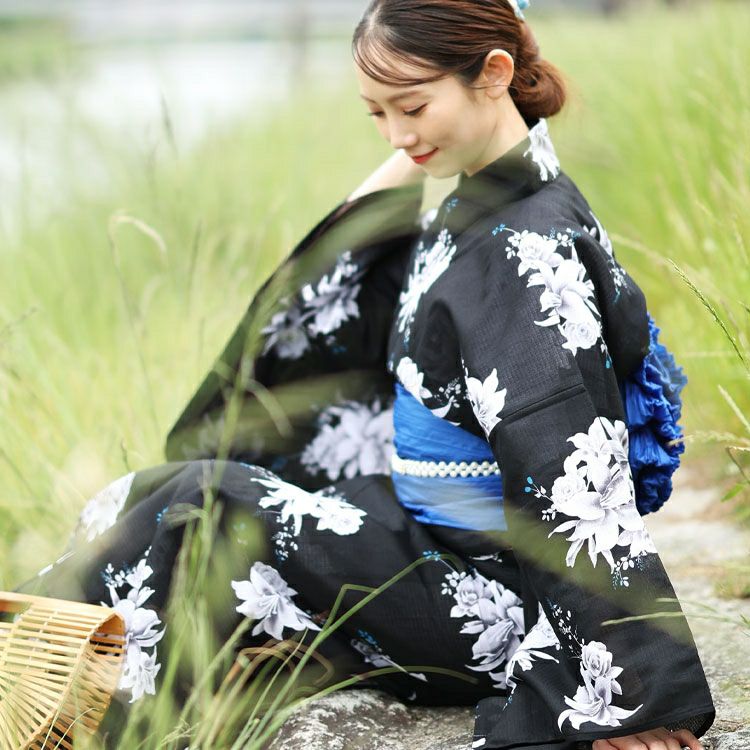 大きいサイズ レディース 【シアー浴衣】浴衣4点セット 百合ブーケ柄 上下セパレート浴衣＆結び帯＆インナー（4点）　yukata-s14s