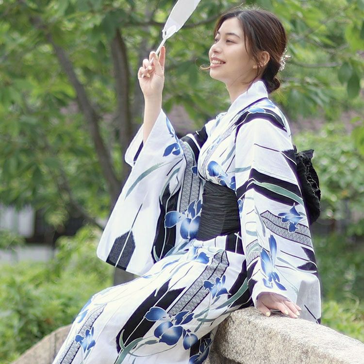 大きいサイズ レディース 矢羽根にあやめ柄上下セパレート浴衣＆結び帯3点セット　yukata-s11s