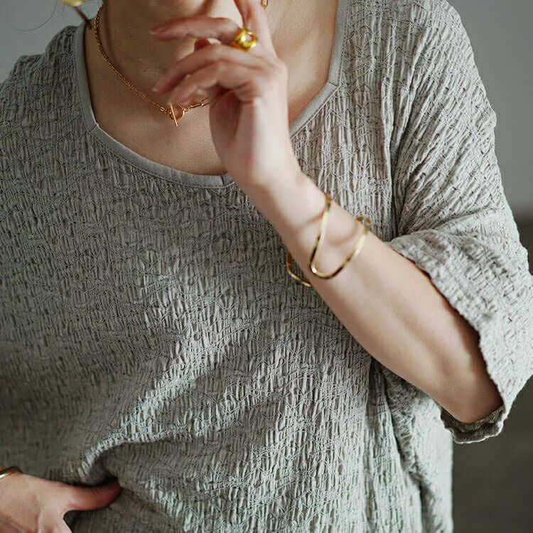 大きいサイズ レディース ダイヤモンドネックシャーリングプルオーバー　sw-0648