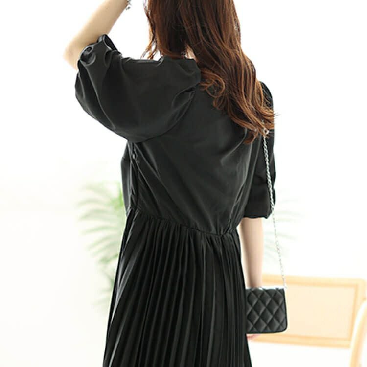 大きいサイズ レディース ツイストフロントプリーツ切替えパフスリーブワンピース　bro-0043