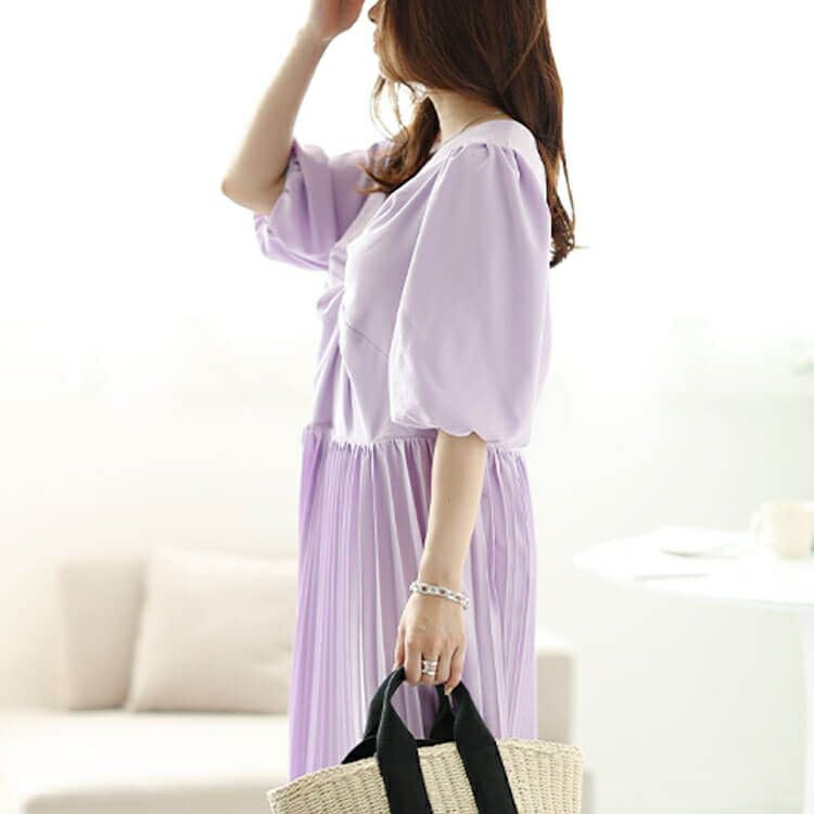 大きいサイズ レディース ツイストフロントプリーツ切替えパフスリーブワンピース　bro-0043