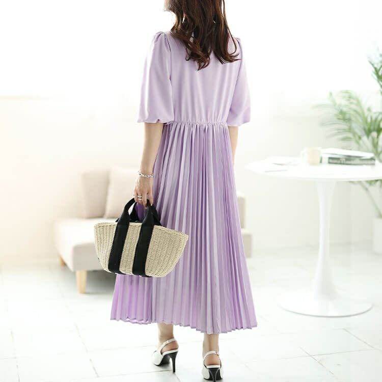 大きいサイズ レディース ツイストフロントプリーツ切替えパフスリーブワンピース　bro-0043