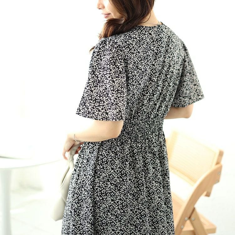 大きいサイズ レディース 小花柄ウエスト切り替えカシュクールワンピース　fem-496