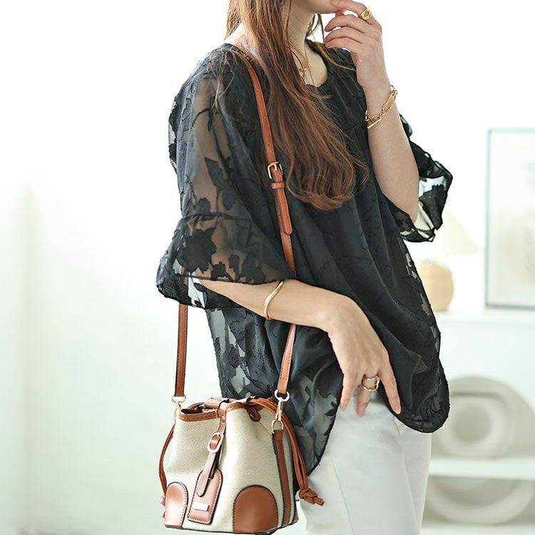 大きいサイズ レディース フレアスリーブシアージャガードブラウス　nh240323 【メール便可】