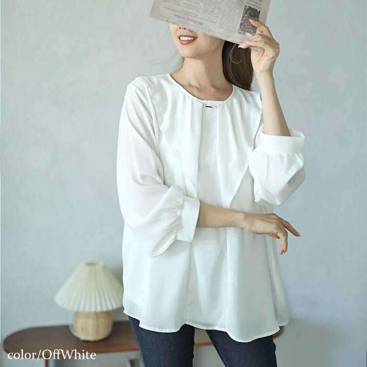 大きいサイズ レディース ゴールドパーツ付きラッフルブラウス　mncut-142545