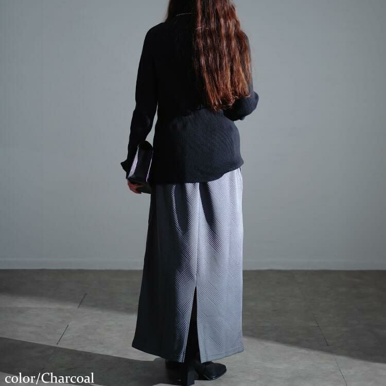 大きいサイズ レディース 幾何学柄ナロースカート　maru-30071 チャコール