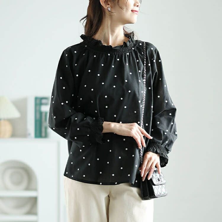 大きいサイズ レディース 襟袖シャーリングドット柄コットンブラウス　cpdai-640621 【メール便可】
