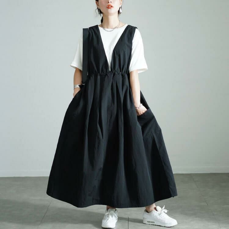 大きいサイズ レディース 深Vネックバックベルトジャンパースカート　nw-24040 ブラック