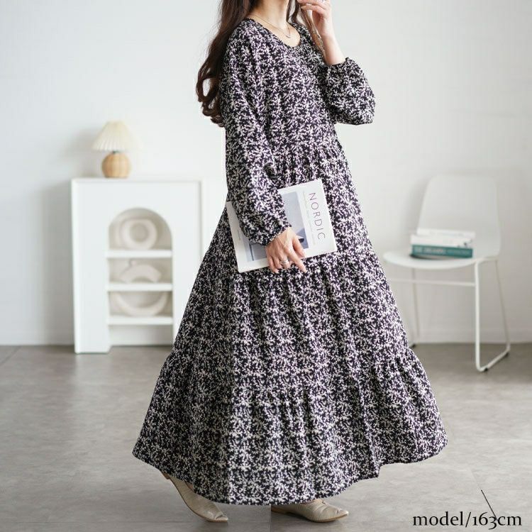 大きいサイズ レディース 小花柄ティアードマキシワンピース maru