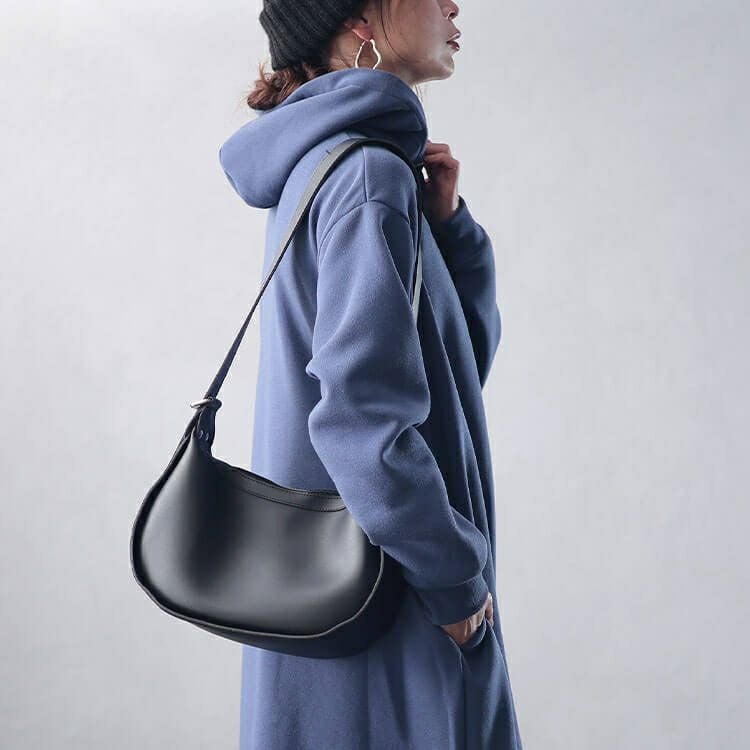 大きいサイズ レディース 裏起毛サイドスリットフード付きワンピース　plan-460017