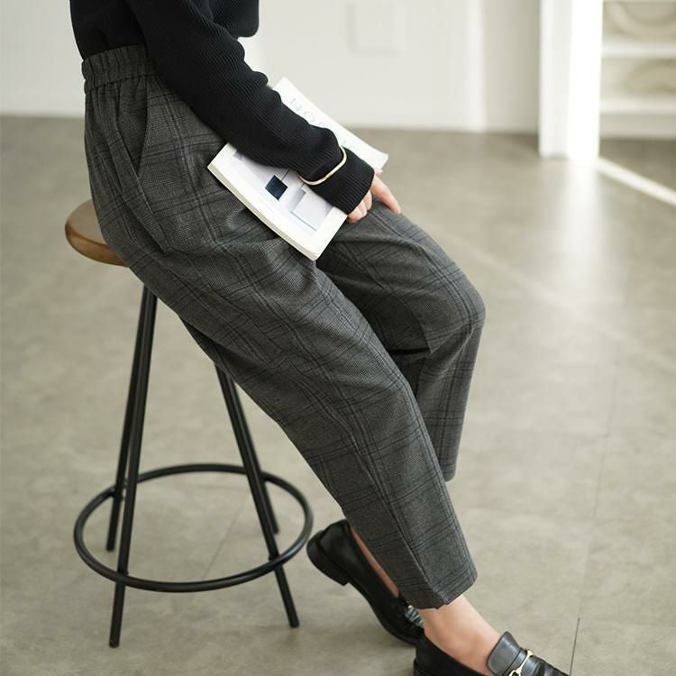 大きいサイズ レディース チェック柄メルティストレッチ微起毛テーパードパンツ　cpdai-640531 チャコール
