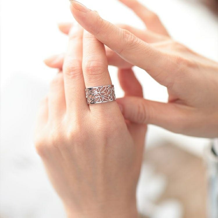 大きいサイズ レディース 透かしデザインシルバーリング　okfrn-419 【メール便可】