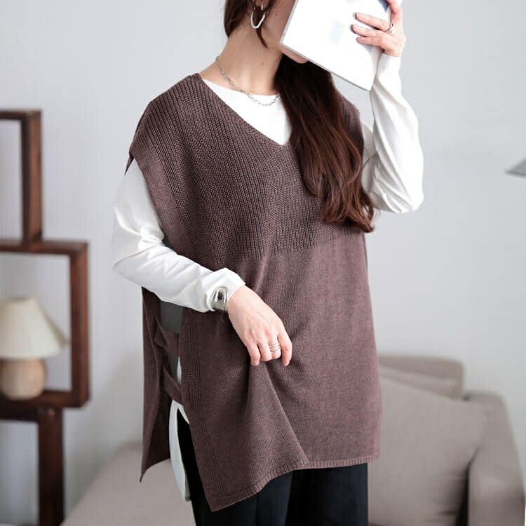 大きいサイズ レディース サイドベルト編み地切り替えニットベスト　fem-556