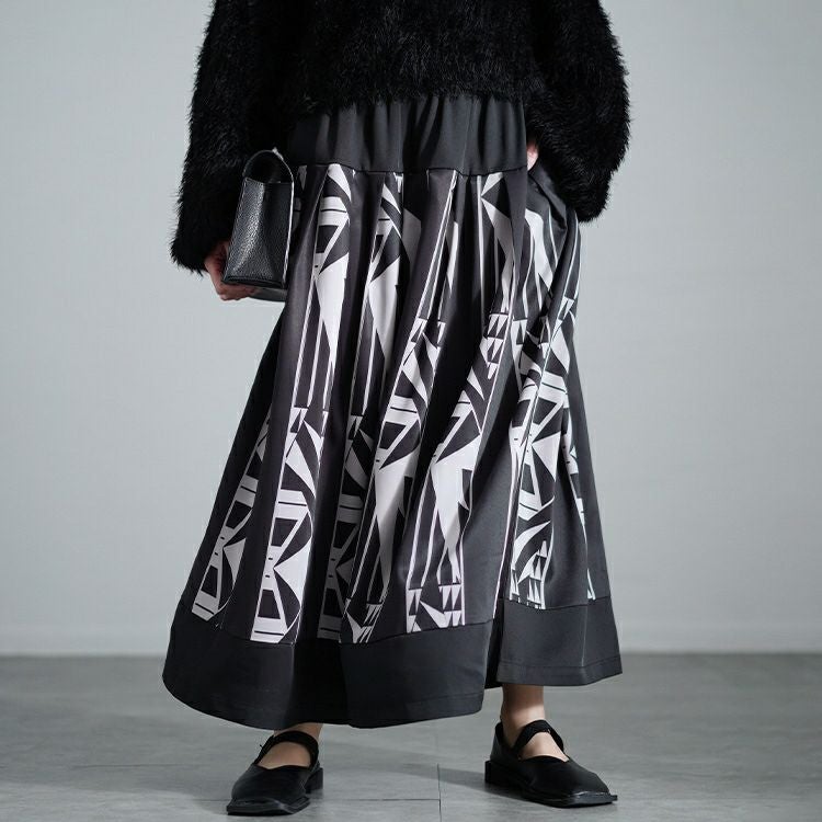 大きいサイズ レディース 幾何学柄タックフレアワイドパンツ　u2-0103