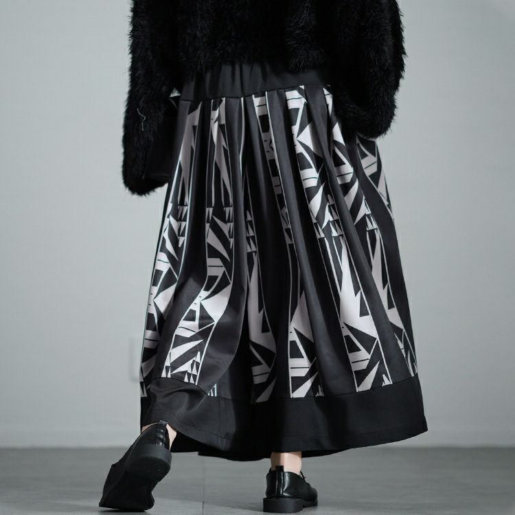 大きいサイズ レディース 幾何学柄タックフレアワイドパンツ　u2-0103