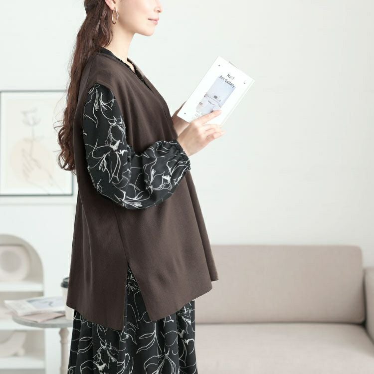 大きいサイズ レディース サイドスリット深Vネックベスト　cpdai-640651