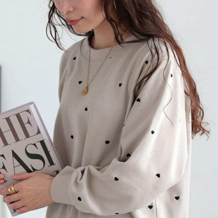 大きいサイズ レディース ミニハート刺繍プルオーバー　cpdai-659550 【メール便可】