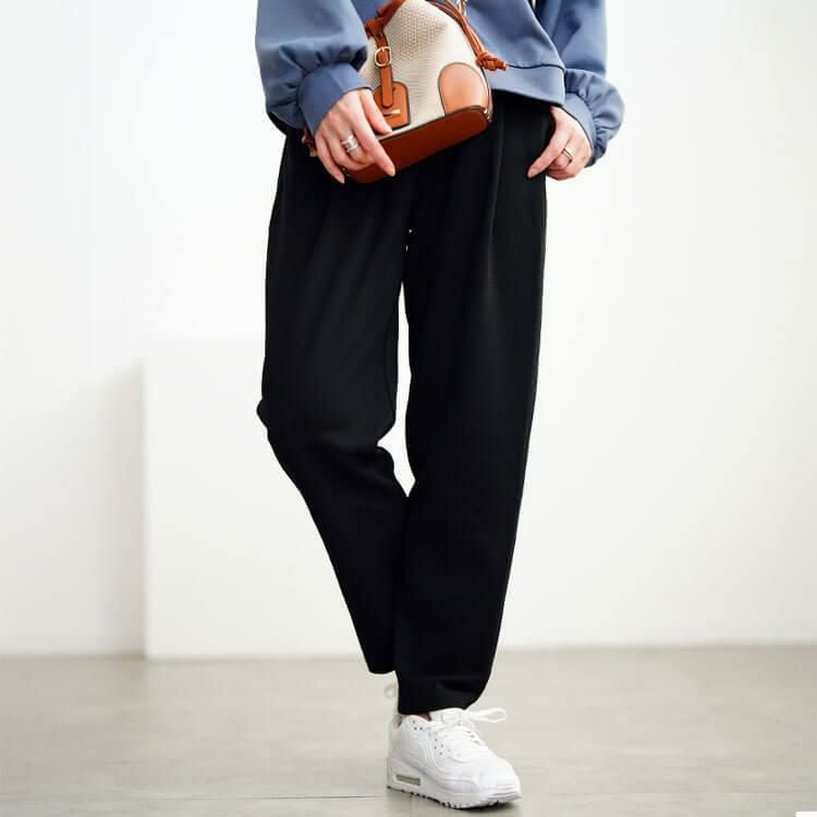 大きいサイズ レディース センタータックテーパードパンツ　mncut-152016 ブラック