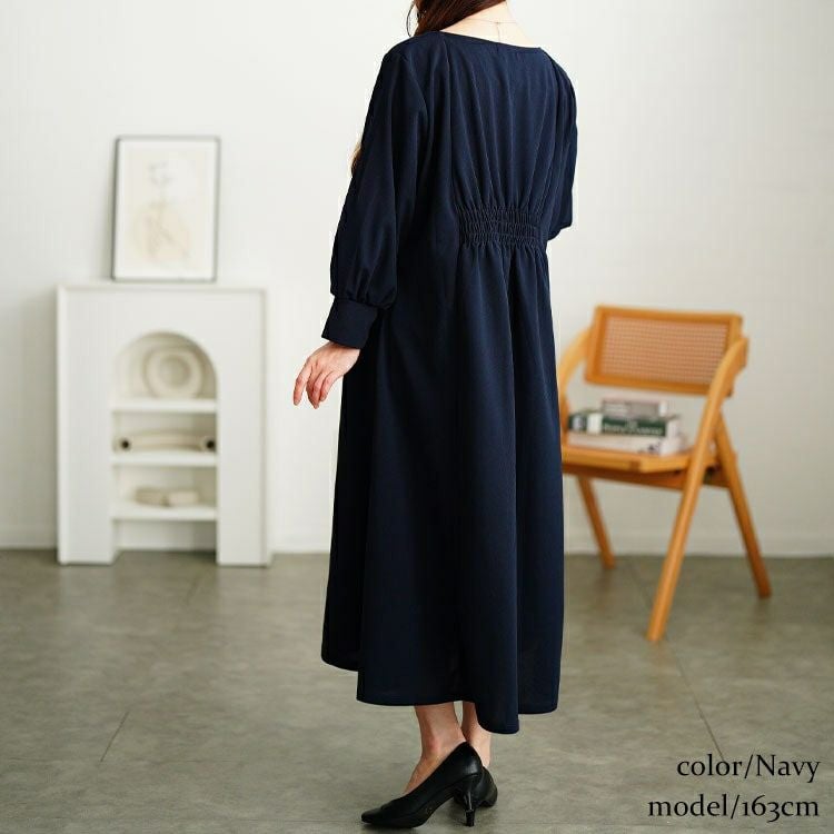 大きいサイズ レディース 胸元タックパール付きフレアワンピース　mncut-152010