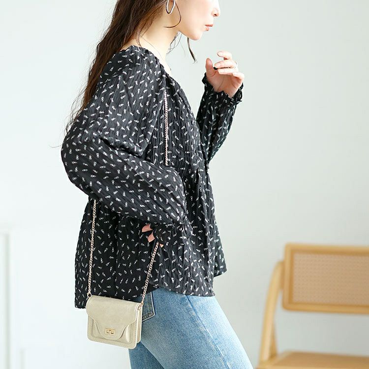 大きいサイズ レディース リボンシャーリング花柄ブラウス　goldy-1659 【メール便可】