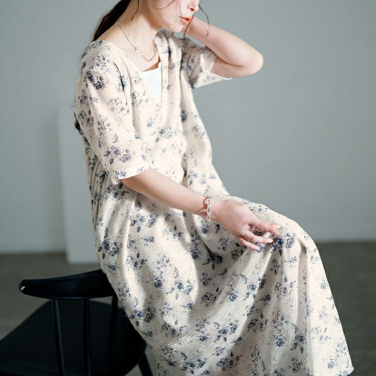 大きいサイズ レディース 花柄シフォンジャガード深Vネックワンピース　maru-30141