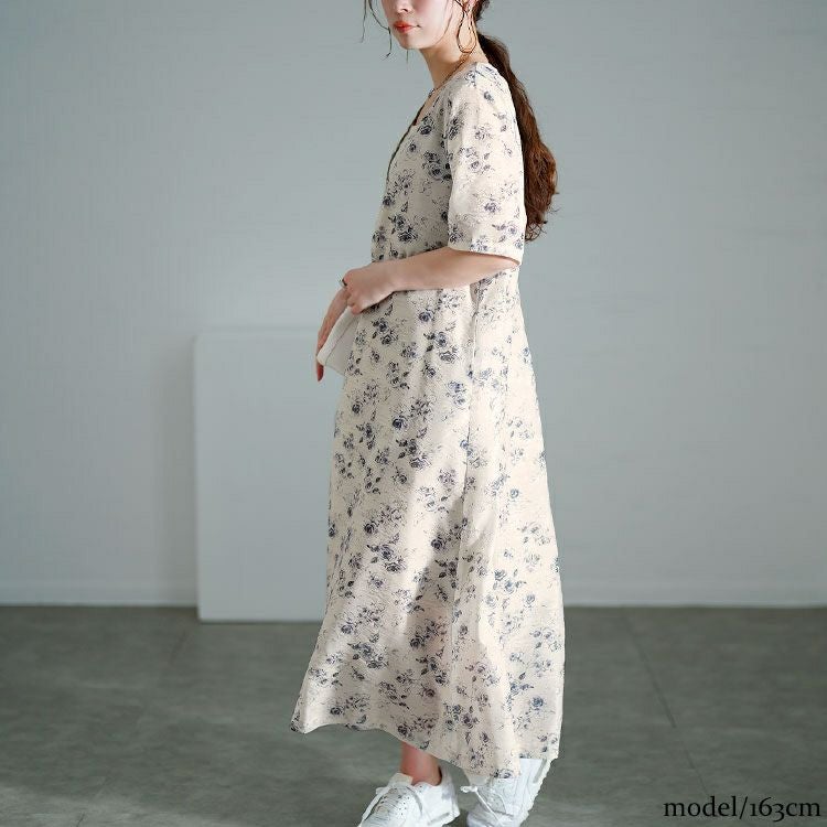 大きいサイズ レディース 花柄シフォンジャガード深Vネックワンピース　maru-30141