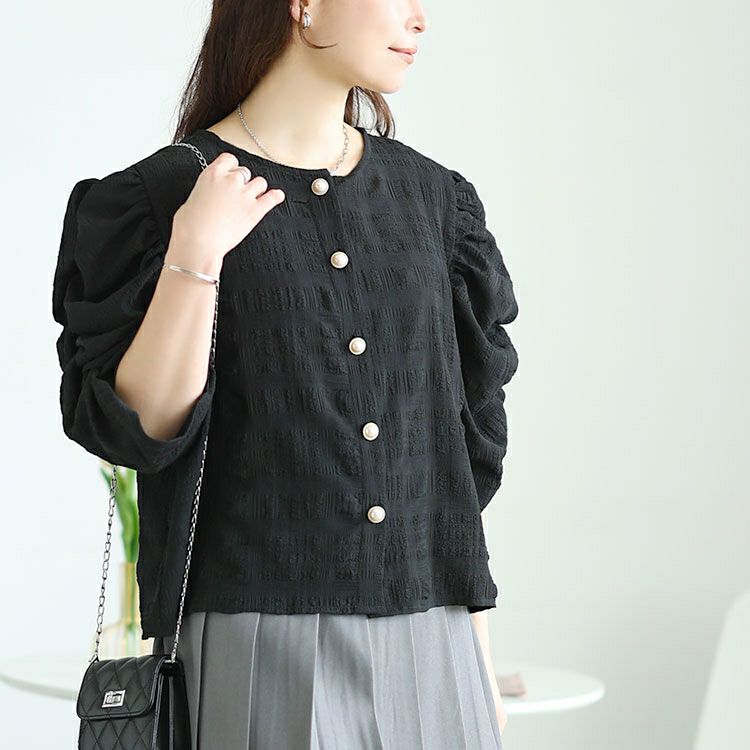 大きいサイズ レディース パールボタンパワショルブラウス　tani-36579ll