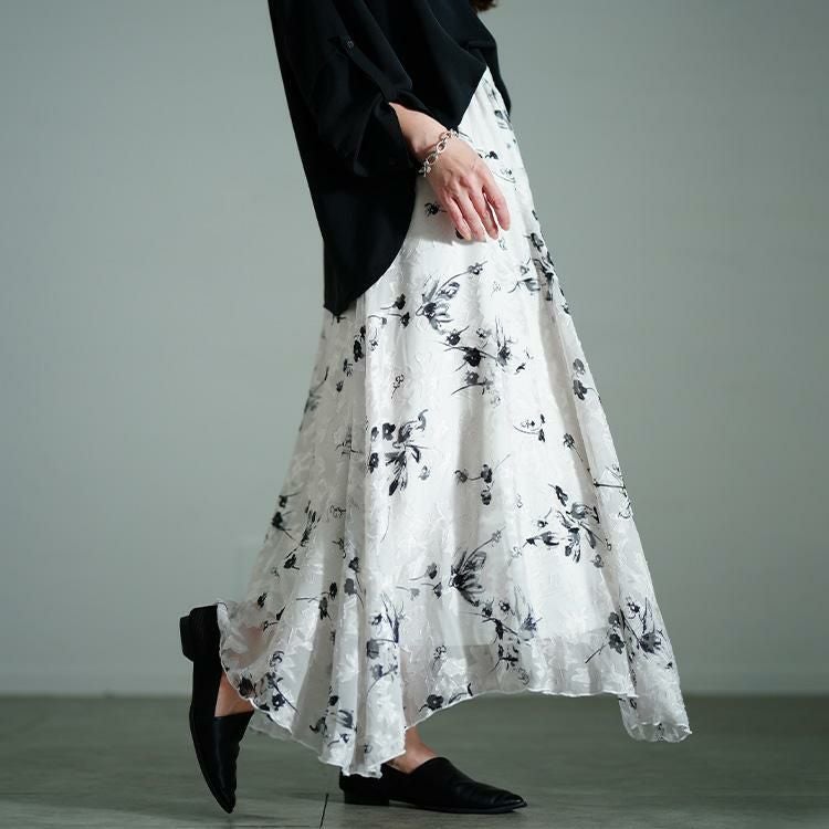 大きいサイズ レディース 花柄シフォンジャガードフレアスカート　maru-30140 オフホワイト