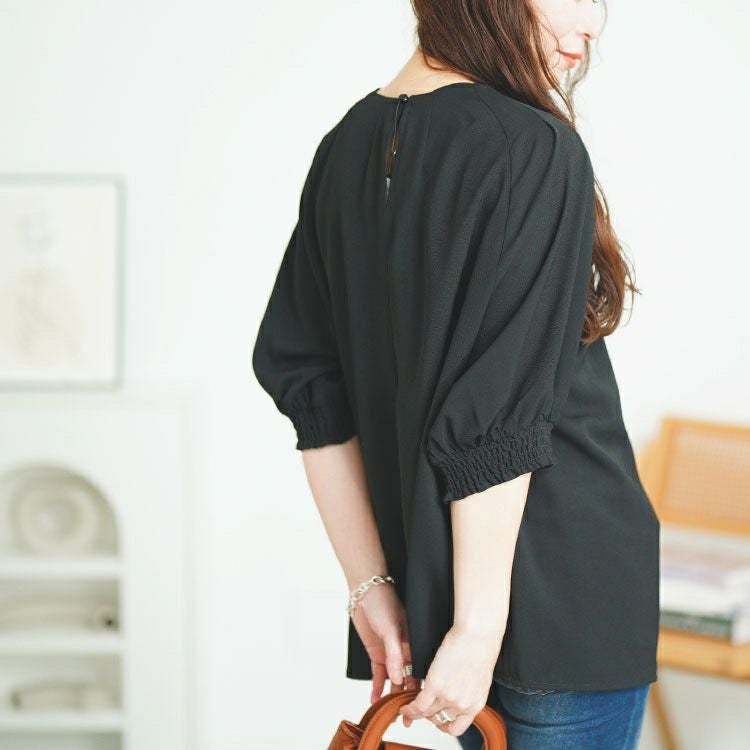 大きいサイズ レディース 胸元タックパフスリーブブラウス　tana-351040 【メール便可】