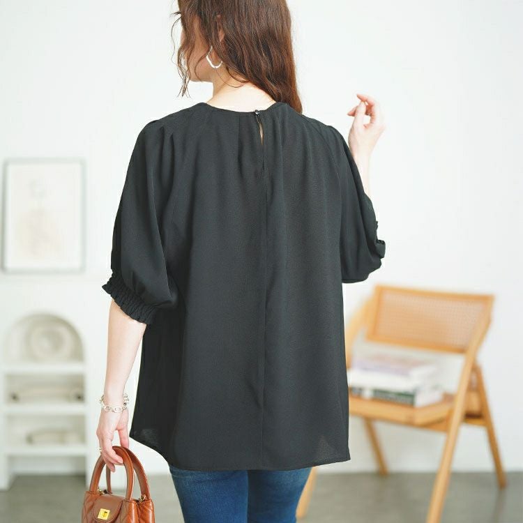 大きいサイズ レディース 胸元タックパフスリーブブラウス　tana-351040 【メール便可】