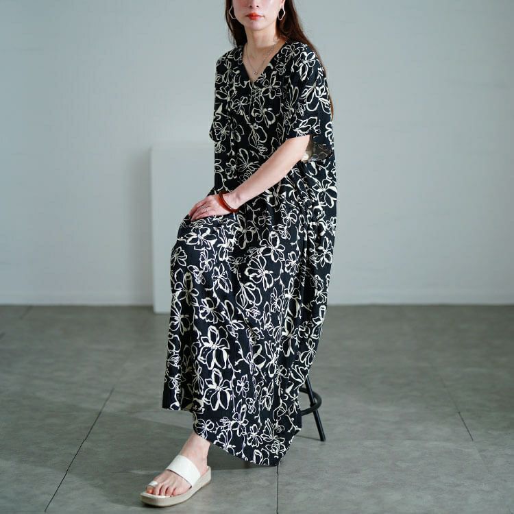 大きいサイズ レディース 花柄マキシ丈ワンピース　gold937【メール便可】