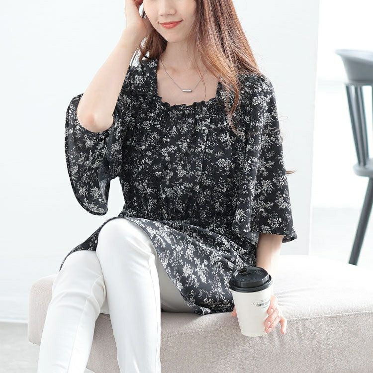 大きいサイズ レディース 花柄スクエアネックフレアスリーブチュニック　tani-36921ll 【メール便可】