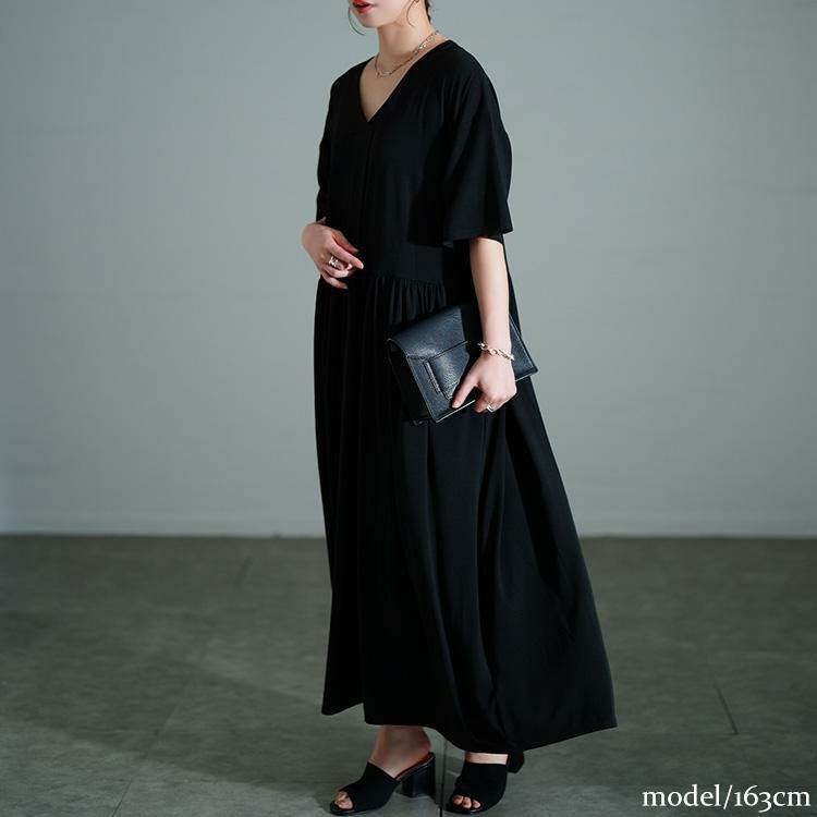 大きいサイズ レディース 胸タックギャザー切り替えワイドワンピース　maru-30177 ブラック