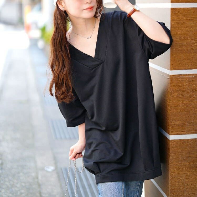 大きいサイズ レディース 深Vネック裾タックコクーンチュニック　fem-594