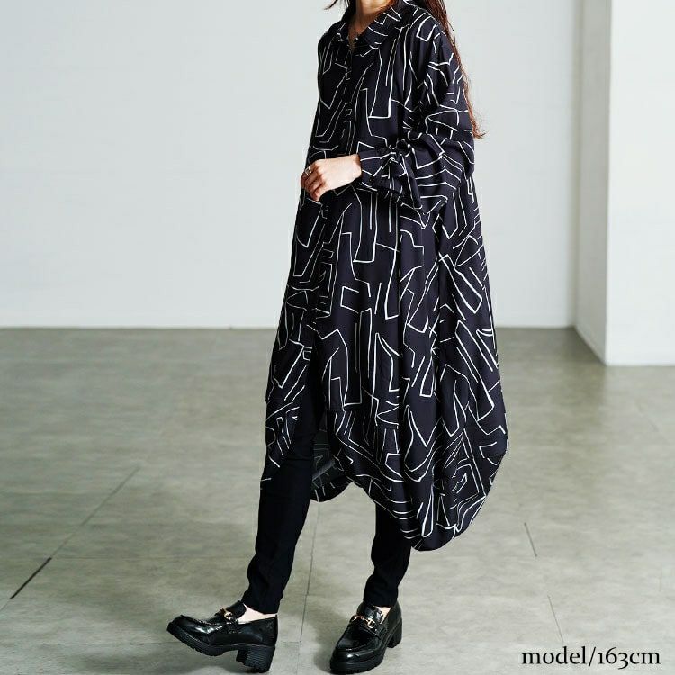 大きいサイズ レディース 幾何学柄サイドコクーン変形シャツチュニック　nw-25048