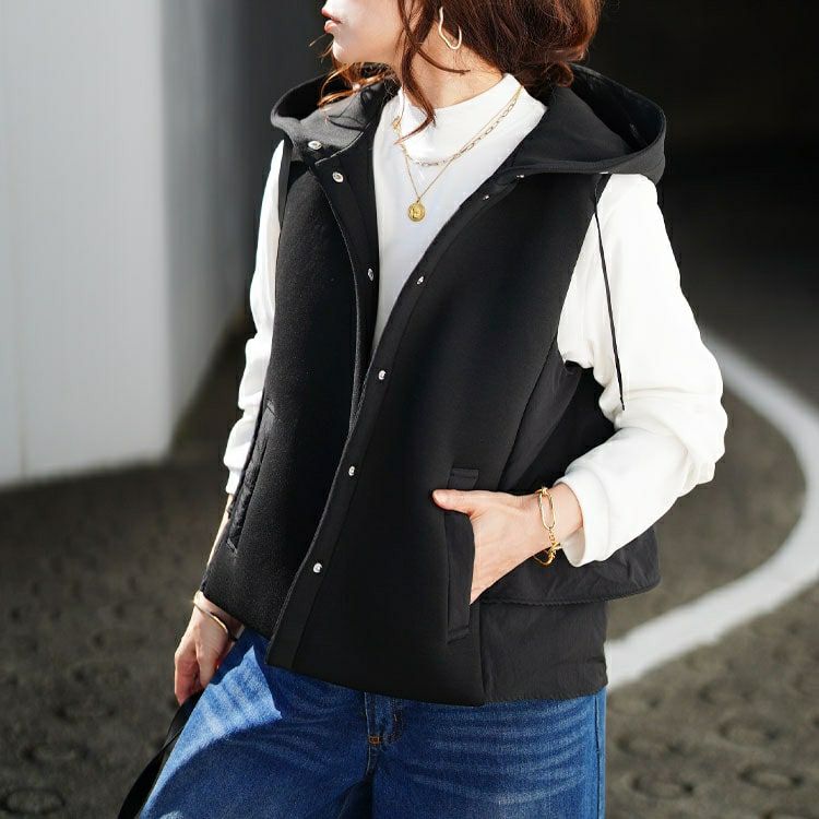 大きいサイズ レディース 異素材フード付き中綿ベスト　mnfk-552808