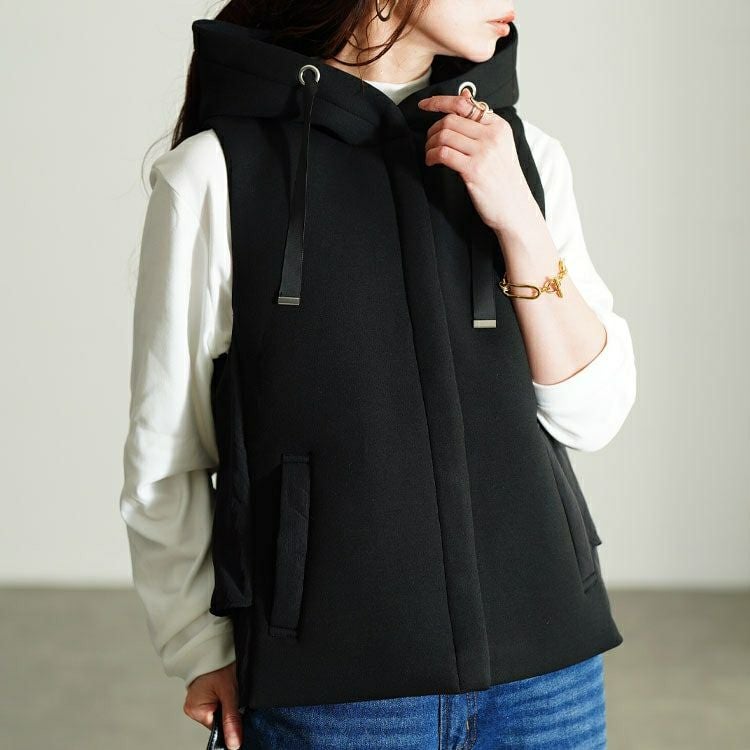 大きいサイズ レディース 異素材フード付き中綿ベスト　mnfk-552808