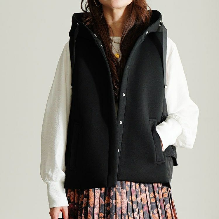 大きいサイズ レディース 異素材フード付き中綿ベスト　mnfk-552808