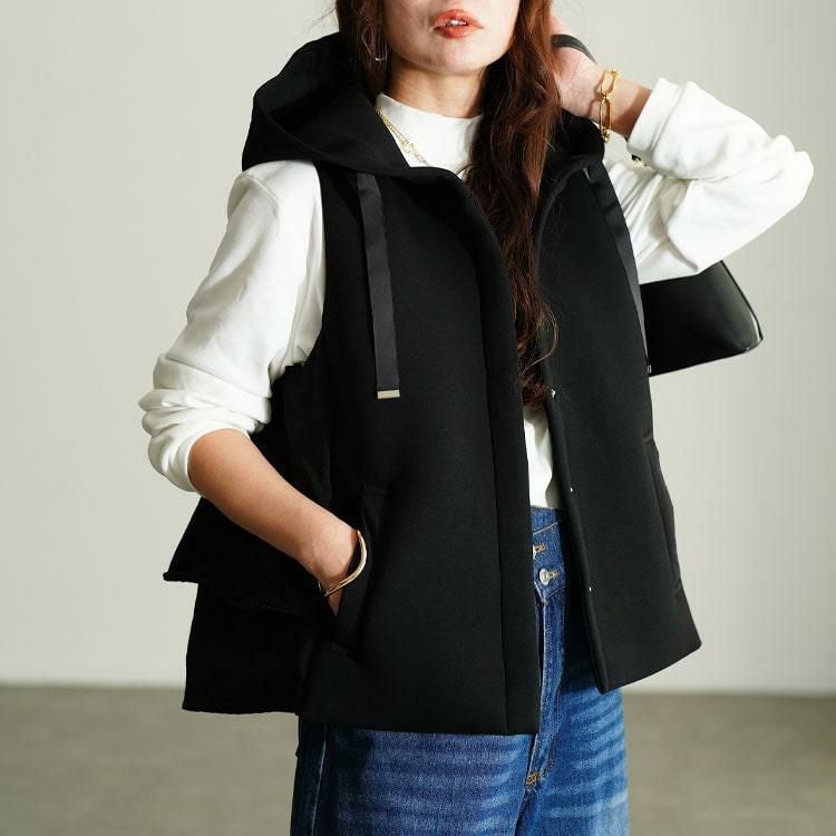 大きいサイズ レディース 異素材フード付き中綿ベスト　mnfk-552808 ブラック