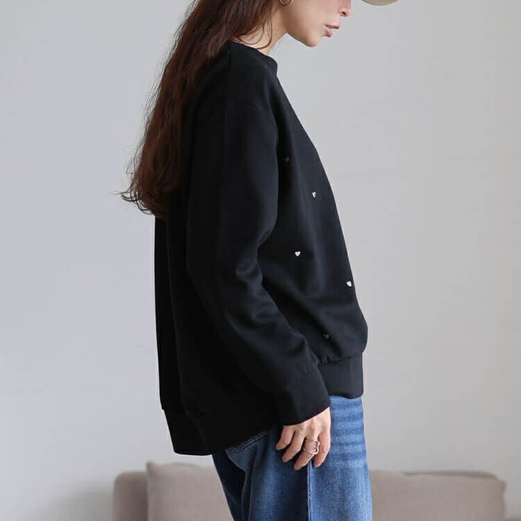 大きいサイズ レディース ハートスタッズラウンドネックプルオーバー　cpdai-647366 【メール便可】